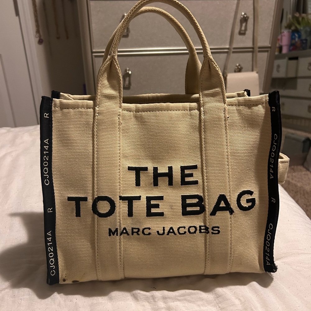 Marc Jacobs Cream and Black Tote Bag